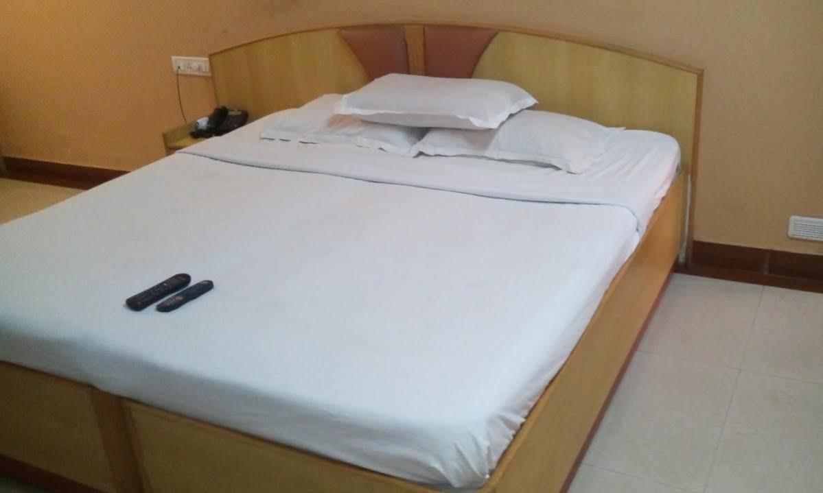 Oyo 331 Hotel Skanda Shelters Bengalúr Exteriér fotografie